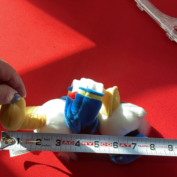 EXCLUSIVE DISNEY PARK DONALD DUCK SLAP BRACELET PLUSH (8”) - Picture 7 of 8